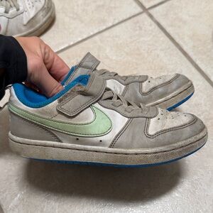 Nike Kids' Gray and Green Sneakers